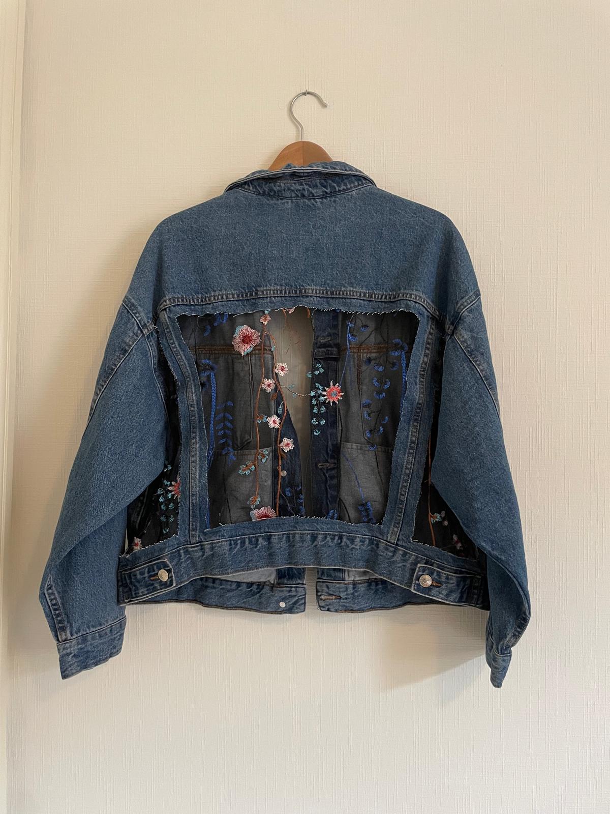 Denim jas / geborduurde rug XL